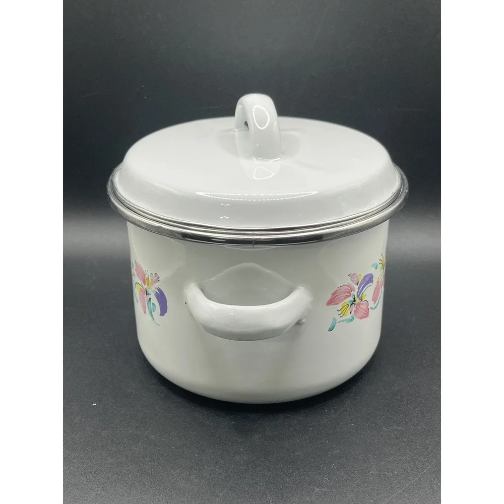 Small Vintage Enamel Pot w/ Lid - White w/ Flowers -‎ Made in Indonesia